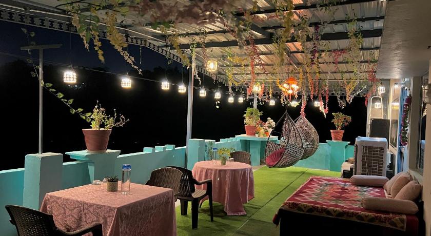 Avishri Homestay Riverside - image 4