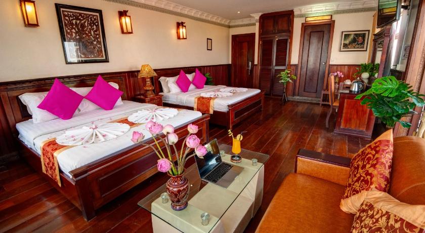 Image of Premier Twin Room 13