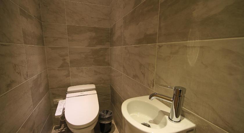 Image of Superior Family Room 4