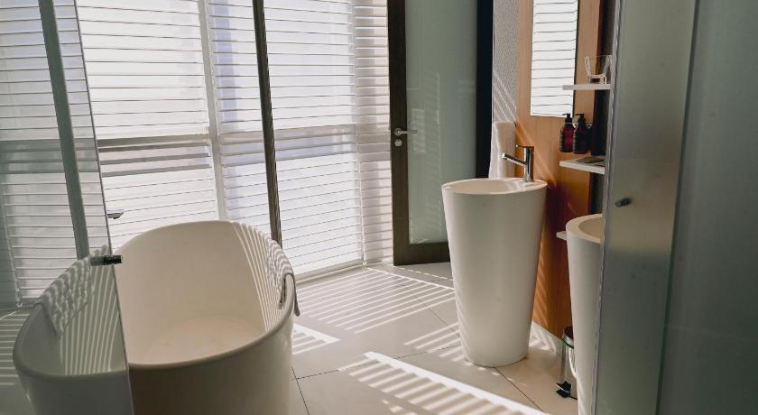 Image of Suite Room 9