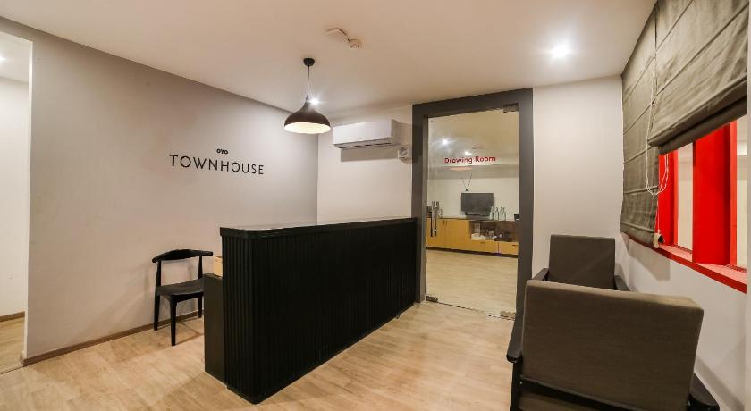 Townhouse 557 Near Golf course road – Gurgaon, NY