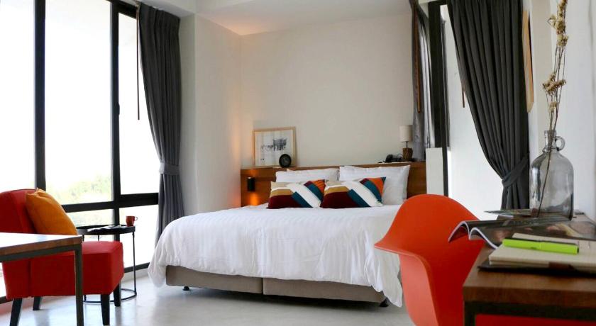 Image of Standard Double Bed 12