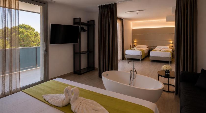 Hotel Venice Beach - image 34