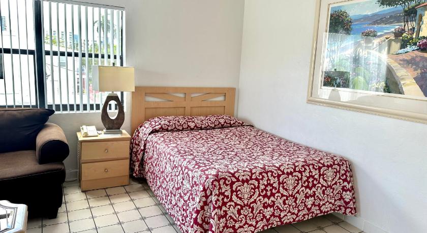 Image of One-Bedroom Suite 12