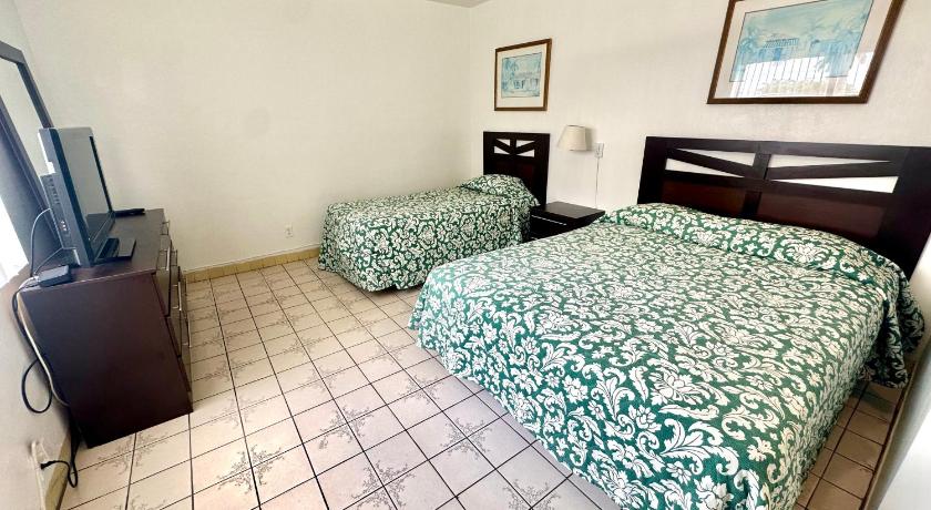Image of One-Bedroom Suite 15