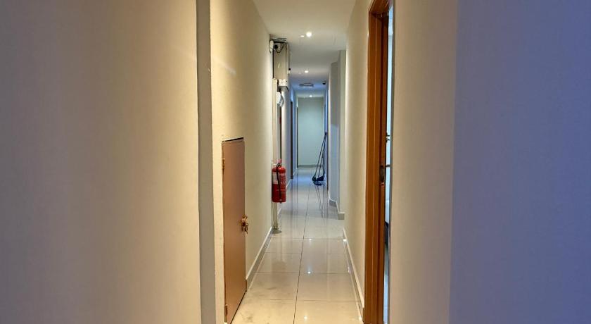 Apex Hotel by Wangsa Maju - image 4