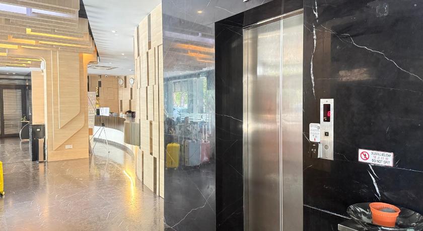 Apex Hotel by Setapak KGS - image 8
