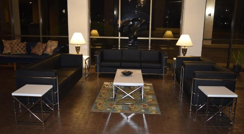 Landmark Inn photo