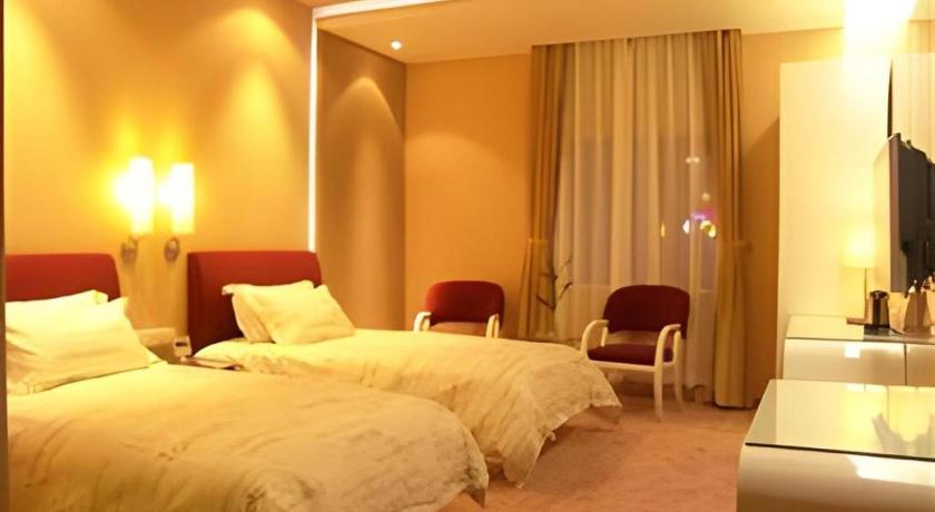 Tomolo Hotel Wuzhan Branch – Wuhan, OH