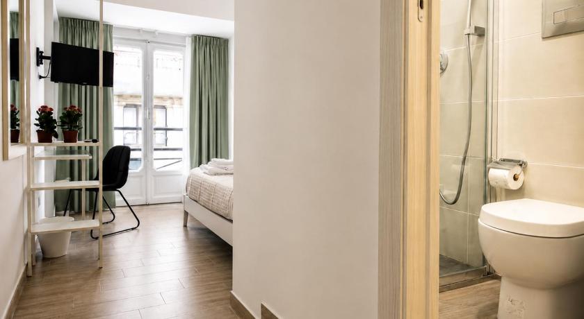 Image of Single Room 1
