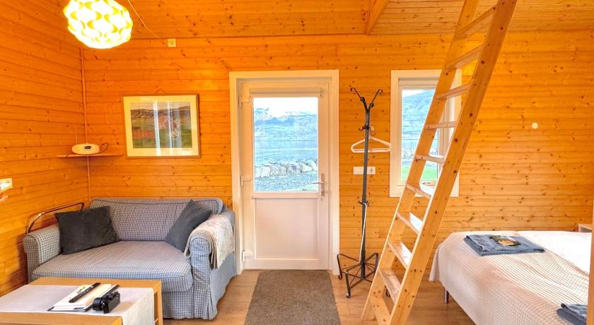 Image of Cottage (4 Adults) 0