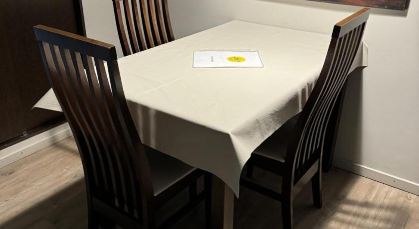 Image of Apartment 23
