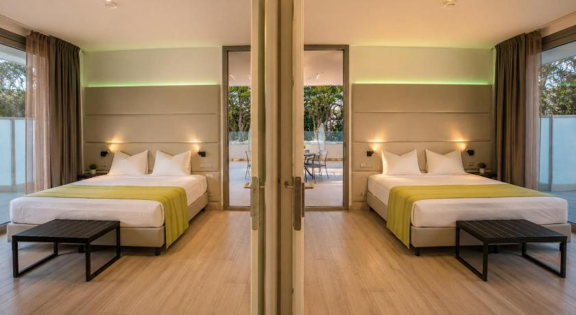 Hotel Venice Beach - image 37