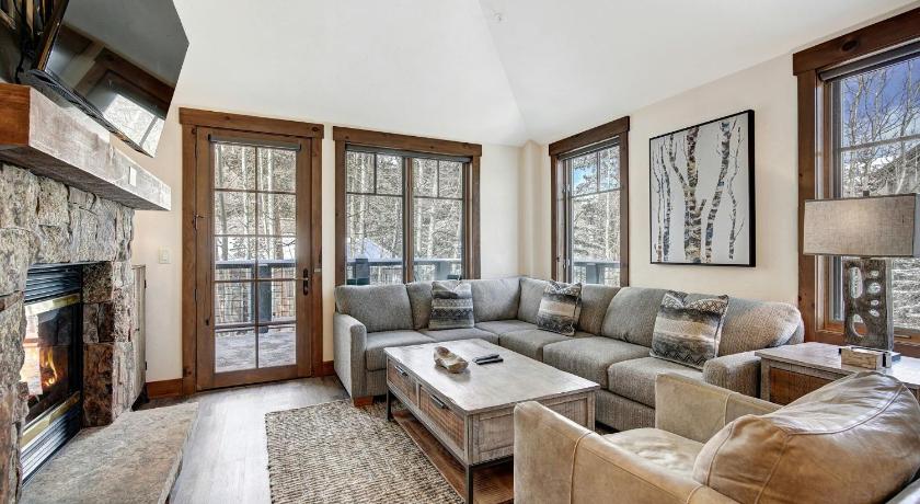 Image of 2 Bedroom Townhome  Bedding Guaranteed 4