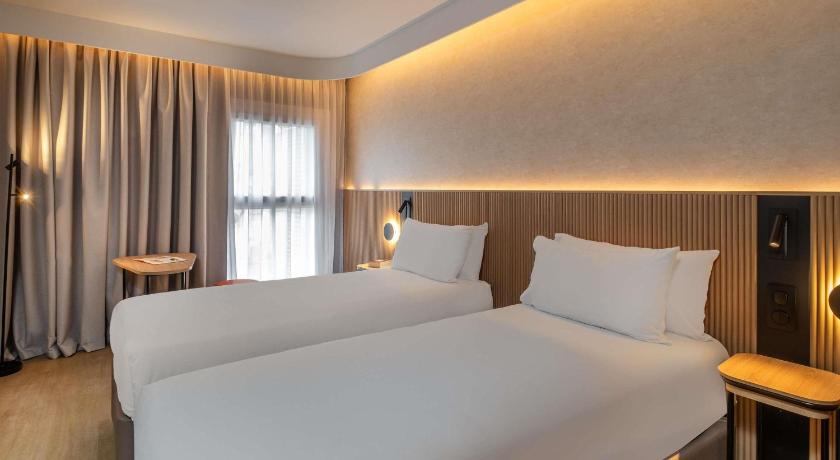 Image of Executive Twin Room 0