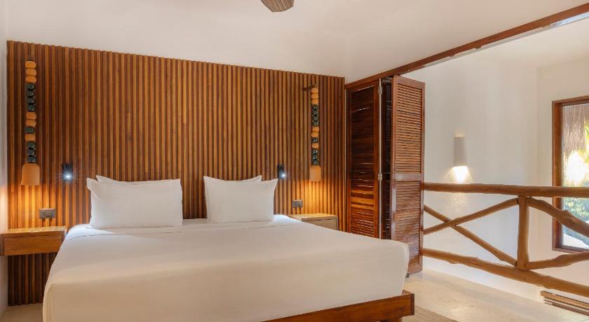Image of Master Suite 4