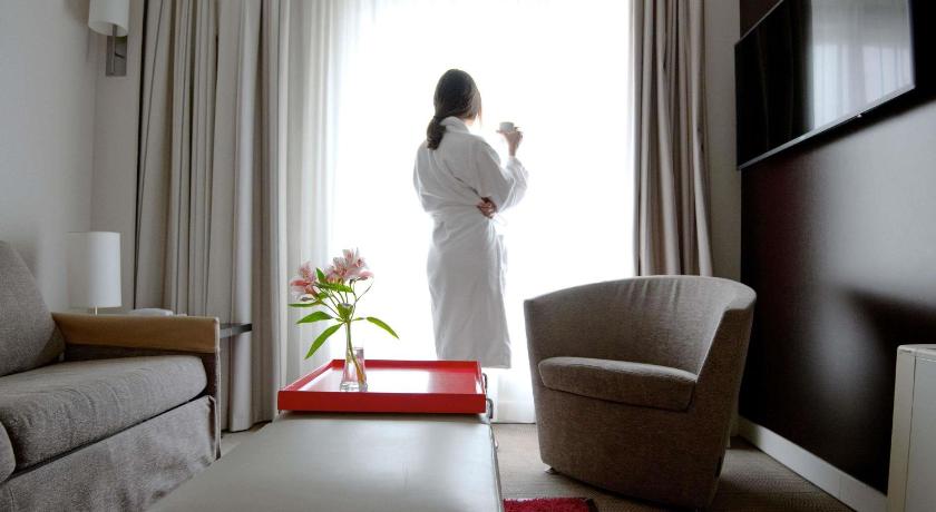 Image of Suite, 1 double bed with double sofa bed 7