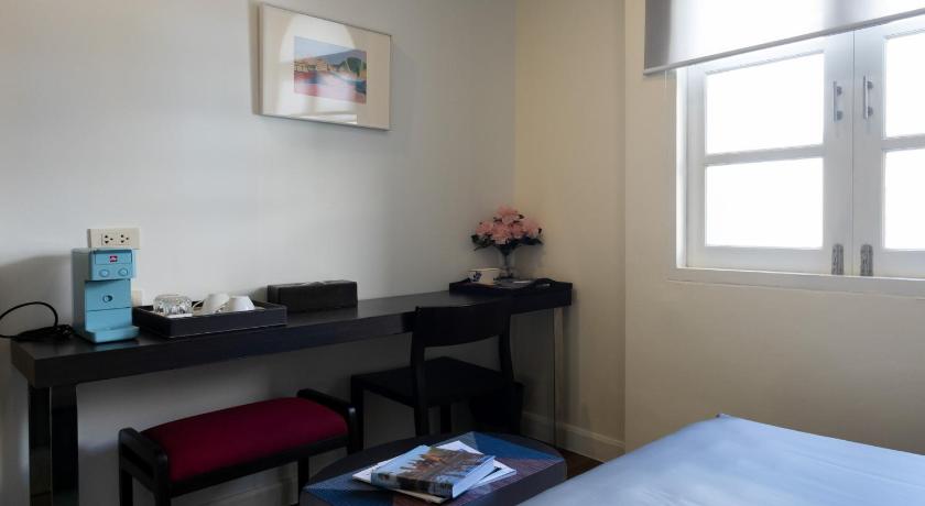 Image of Two-Bedroom Suite 10