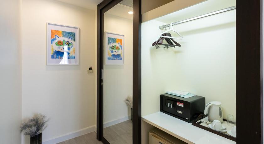 Image of Two-Bedroom Suite 9