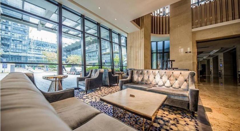 Xinhua Midea Hotel - image 11