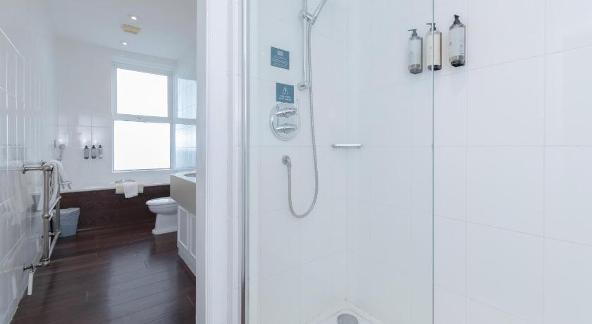 Image of Suite with Sea View 10
