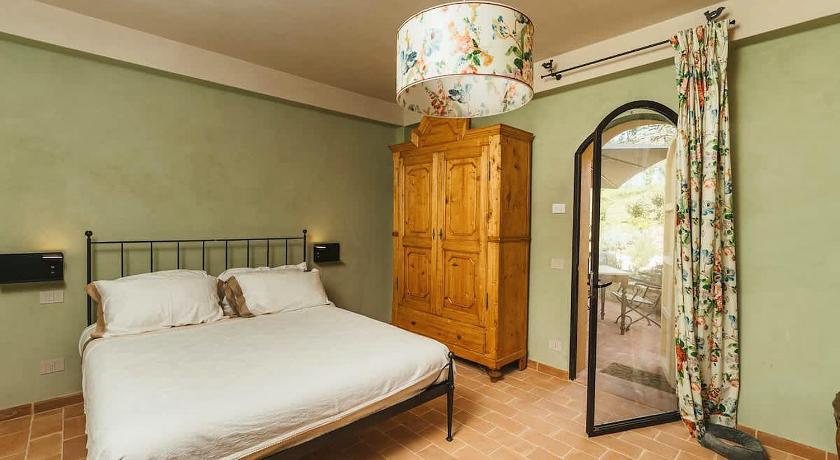 Image of King Room with Garden View 0