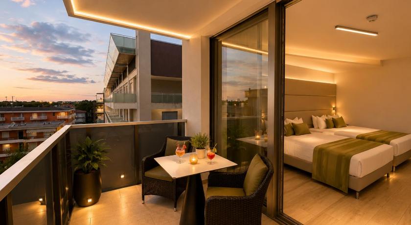 Hotel Venice Beach - image 3
