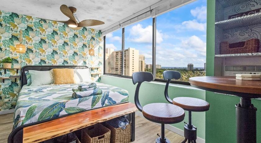 Oceanview Fresh Aloha Vibes Studio
