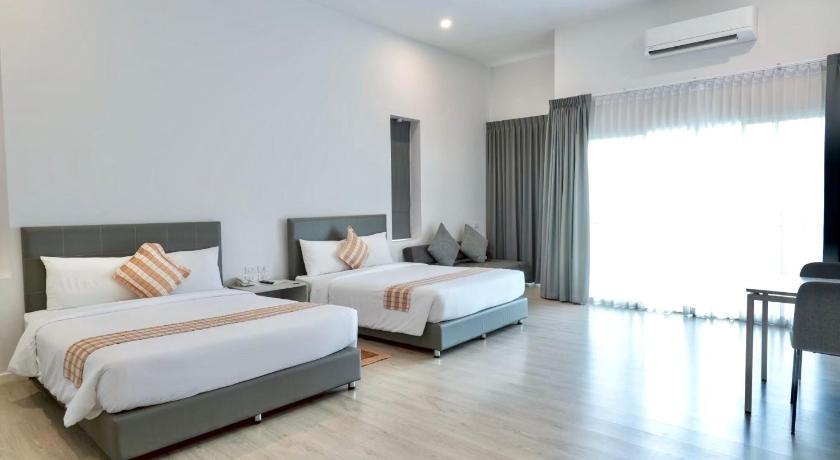รูปของจูเนียร์ สวีท 2 เตียง มีระเบียง (Junior Suite - 2 Beds with Balcony) 0