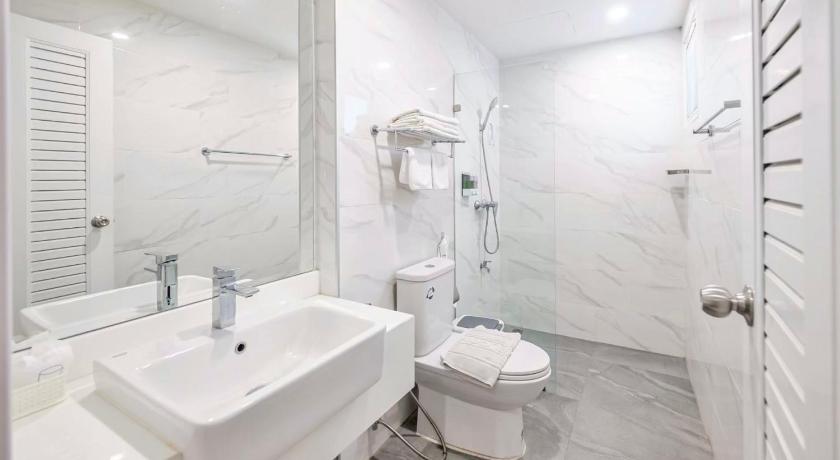 รูปของจูเนียร์ สวีท 2 เตียง มีระเบียง (Junior Suite - 2 Beds with Balcony) 4