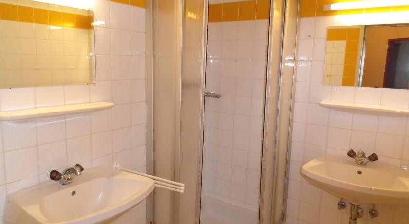 Image of Single Room 15