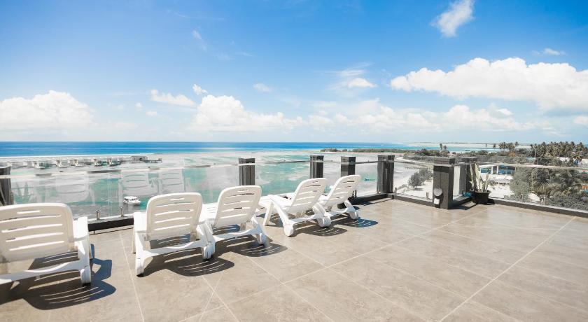Beach Heaven Guraidhoo - image 4