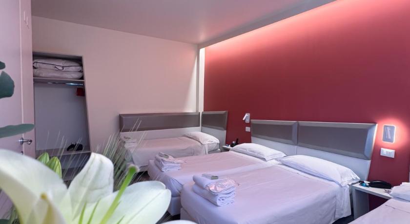 Image of Comfort Quadruple Room 4
