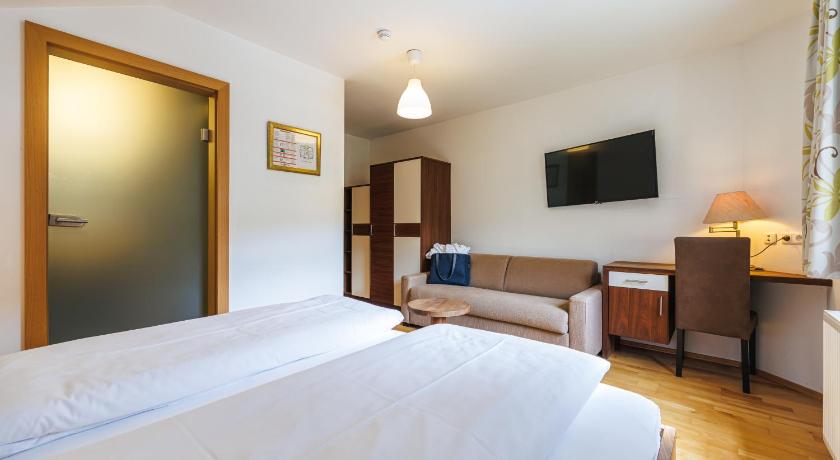 Image of Two-Bedroom Apartment with Balcony 3