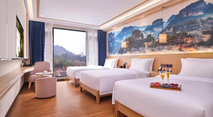 Zhangjiajie Lijing Boutique Hotel-Superior Class-Entrance of Baofeng Lake-English Support-Self-Servi