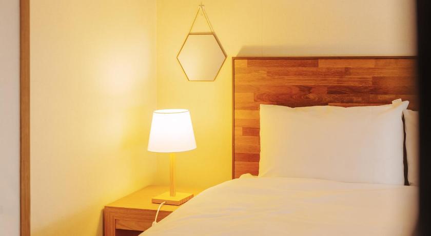 Image of One-Bedroom House 5 5