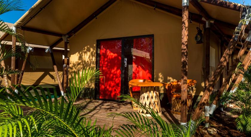 Serenity Authentic Glamping Tulum