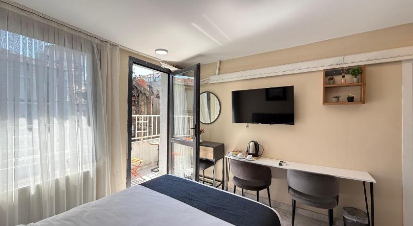 Taksim Casavilla Hotel - image 11