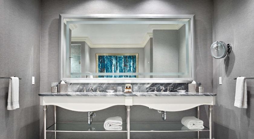 Image of Olympic Presidential Suite with One King Room and Two Bathrooms 7