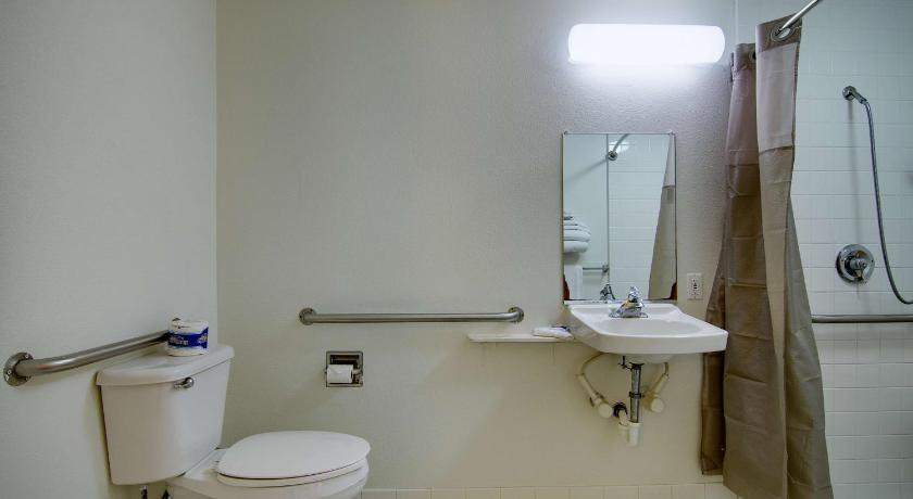 Motel 6-Salina, KS photo