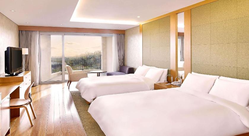 Image of Royal Suite 0