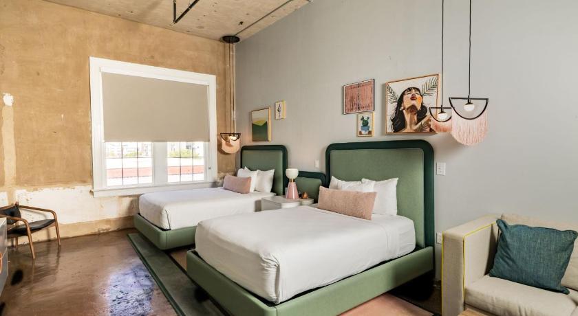 Afbeelding van Kamer met 2 Queensize Bedden - Geschikt voor Gasten met een Lichamelijke Beperking (Queen Room with Two Queen Beds - Disability Access) 1