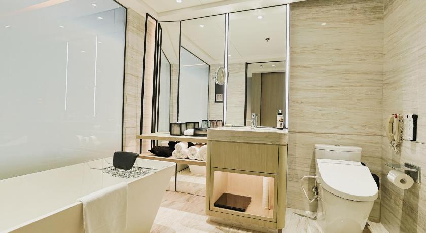 Renaissance Shenzhen Luohu - image 40