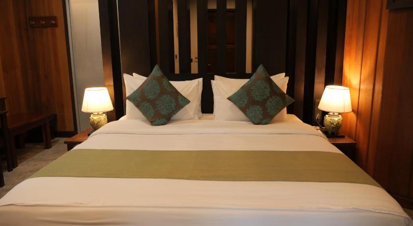 Image of Junior Suite Non Smoking 12