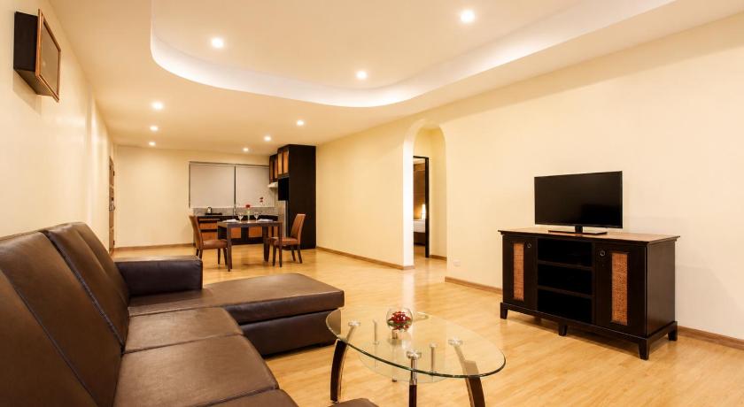 Image of Two-Bedroom Family Suite 8