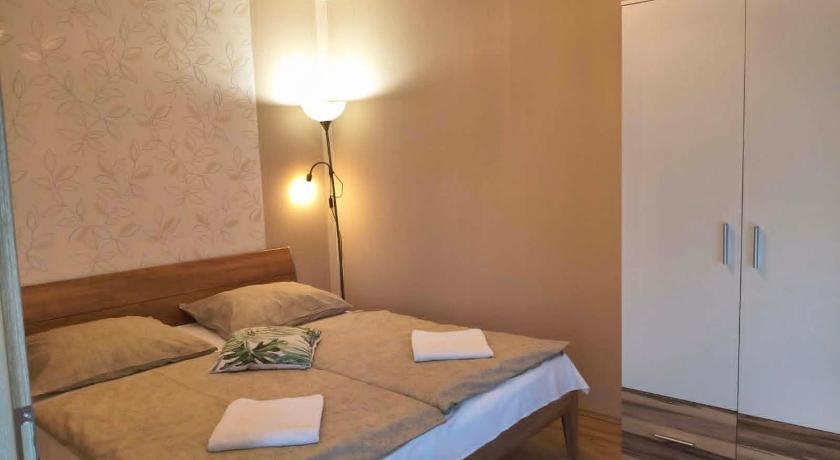 Image of One-Bedroom Apartment 0
