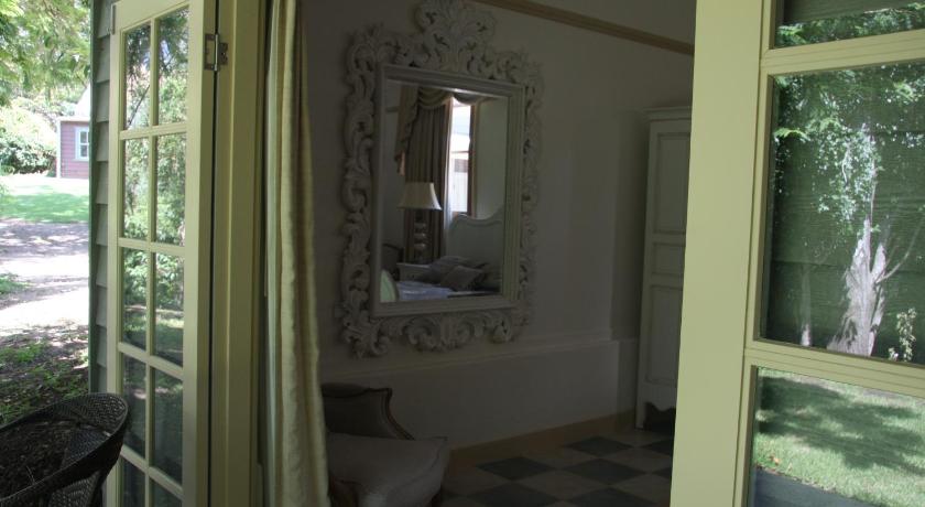 Foxglove Gardens photo