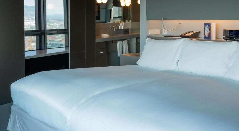 Image of Presidential Suite – 270° Skyline View, Grand King Bed 0