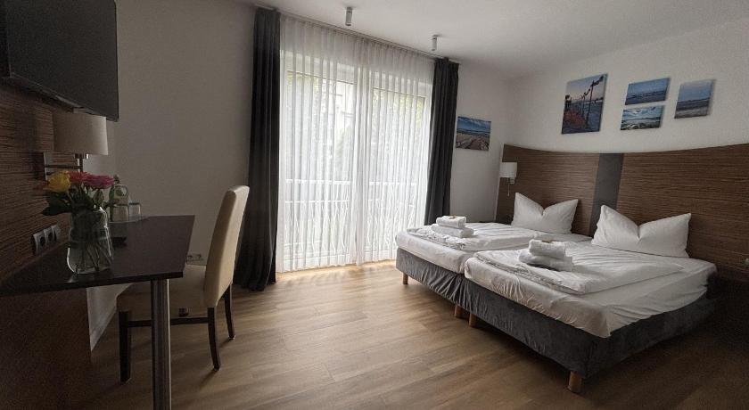 Image of Standard Double Room 3