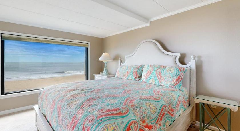 Marigot Beach Suites - image 41